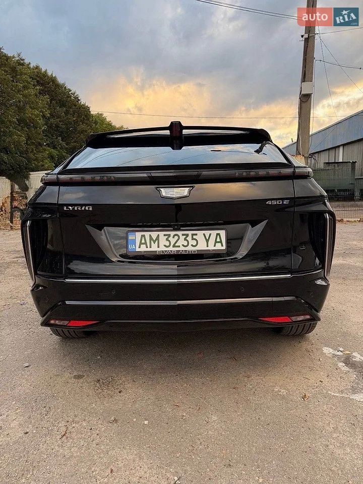 Позашляховик / Кросовер Cadillac Lyriq 2023 в Харкові фото 3