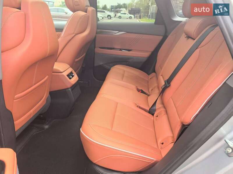 Позашляховик / Кросовер Cadillac  Optiq 2024 в Дніпрі