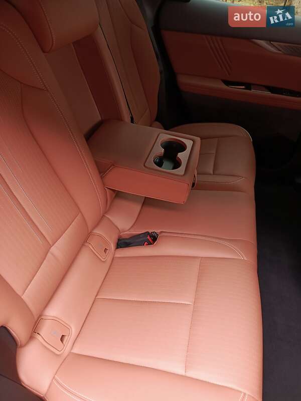 Позашляховик / Кросовер Cadillac  Optiq 2024 в Дніпрі