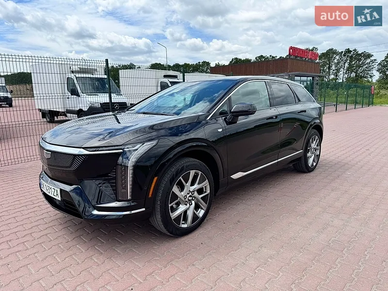 Cadillac  Optiq