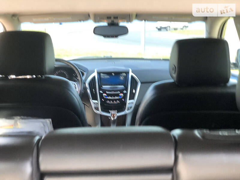Внедорожник / Кроссовер Cadillac SRX 2013 в Виннице