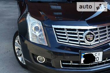 Внедорожник / Кроссовер Cadillac SRX 2014 в 
