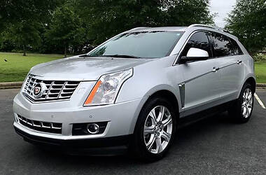 Внедорожник / Кроссовер Cadillac SRX 2012 в Ровно