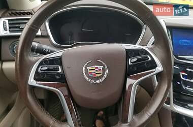Внедорожник / Кроссовер Cadillac SRX 2014 в 