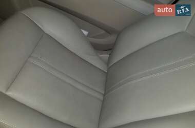 Внедорожник / Кроссовер Cadillac SRX 2014 в 