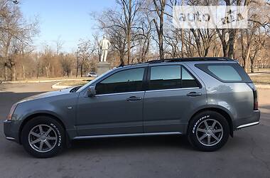 Внедорожник / Кроссовер Cadillac SRX 2004 в 