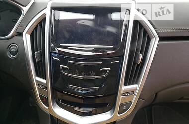 Позашляховик / Кросовер Cadillac SRX 2015 в Києві