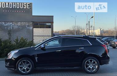 Внедорожник / Кроссовер Cadillac SRX 2010 в 