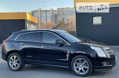 Внедорожник / Кроссовер Cadillac SRX 2010 в 