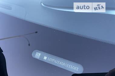 Внедорожник / Кроссовер Cadillac SRX 2010 в 