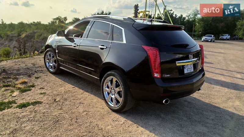 Позашляховик / Кросовер Cadillac SRX 2010 в Миколаєві