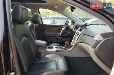 Внедорожник / Кроссовер Cadillac SRX 2011 в 