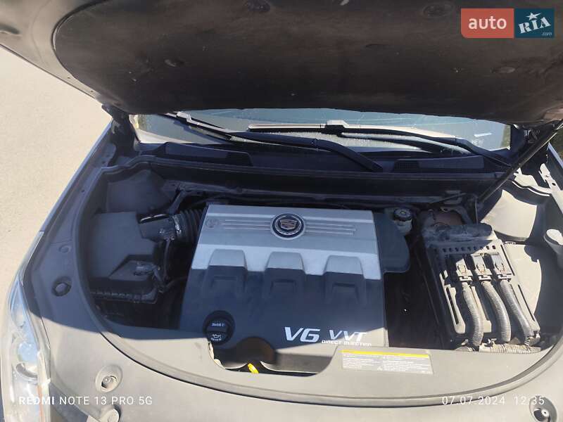 Внедорожник / Кроссовер Cadillac SRX 2009 в Днепре