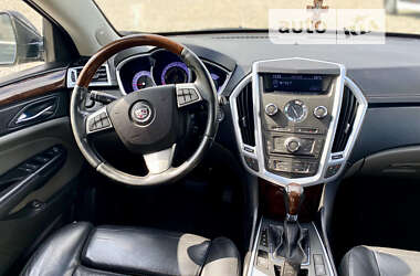 Позашляховик / Кросовер Cadillac SRX 2010 в Львові