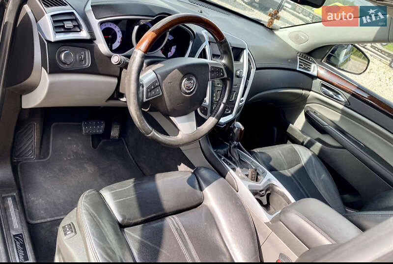 Внедорожник / Кроссовер Cadillac SRX 2010 в Львове фото 17 Внедорожник / Кроссовер Cadillac SRX 2010 в Львове