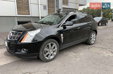 Внедорожник / Кроссовер Cadillac SRX 2011 в 