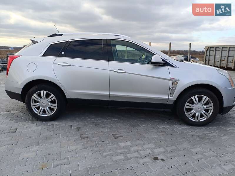 Позашляховик / Кросовер Cadillac SRX 2011 в Броварах