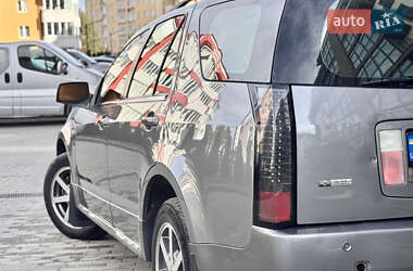 Внедорожник / Кроссовер Cadillac SRX 2004 в 