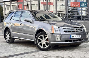 Внедорожник / Кроссовер Cadillac SRX 2004 в 