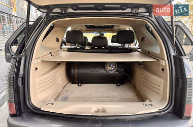 Внедорожник / Кроссовер Cadillac SRX 2004 в 