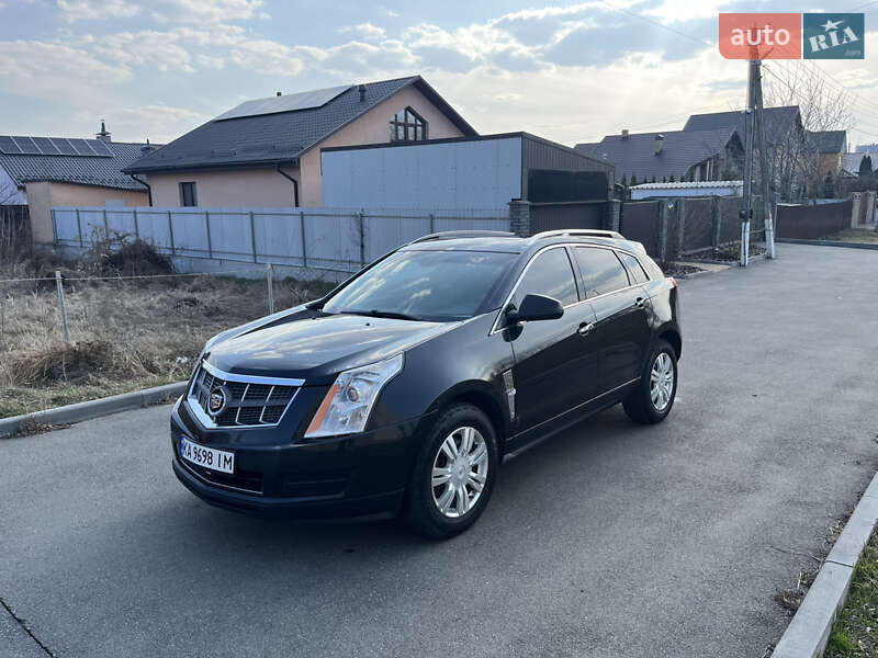 Позашляховик / Кросовер Cadillac SRX 2011 в 