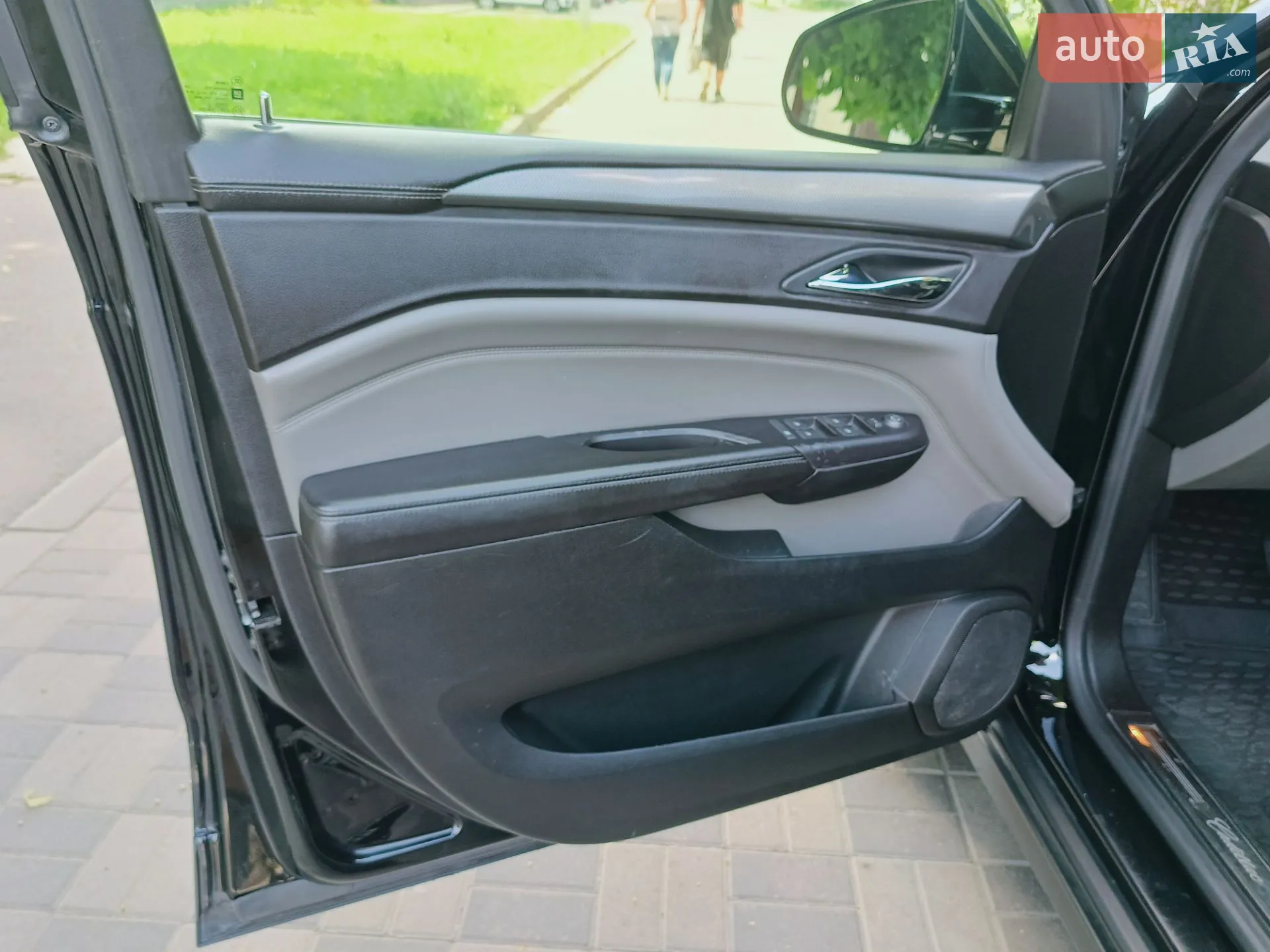 2010 Cadillac SRX - мініатюра 20