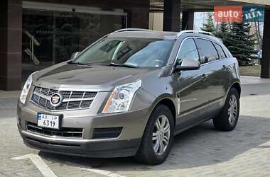 Позашляховик / Кросовер Cadillac SRX 2010 в 