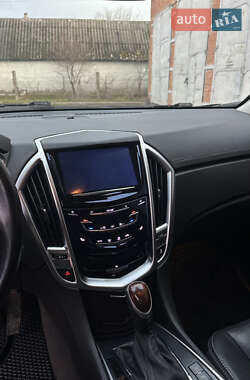 Внедорожник / Кроссовер Cadillac SRX 2015 в 
