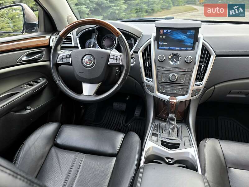 Внедорожник / Кроссовер Cadillac SRX 2010 в Харькове