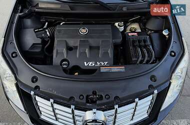 Внедорожник / Кроссовер Cadillac SRX 2014 в 