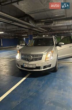 Внедорожник / Кроссовер Cadillac SRX 2010 в 