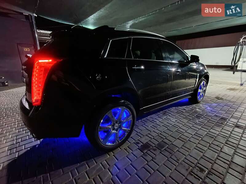 Позашляховик / Кросовер Cadillac SRX 2010 в Миколаєві