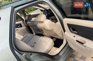Универсал Cadillac SRX 2004 в 