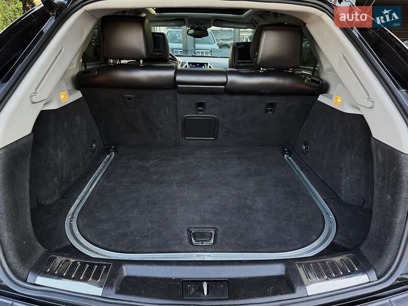 Позашляховик / Кросовер Cadillac SRX 2014 в Києві