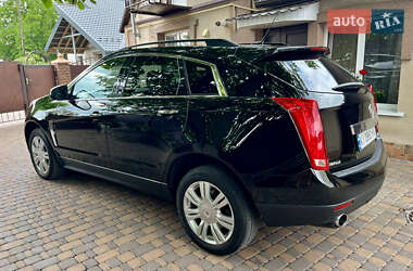 Внедорожник / Кроссовер Cadillac SRX 2010 в 