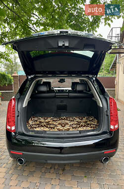 Внедорожник / Кроссовер Cadillac SRX 2010 в 