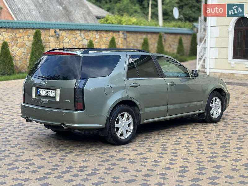 Внедорожник / Кроссовер Cadillac SRX 2004 в Каменец-Подольском