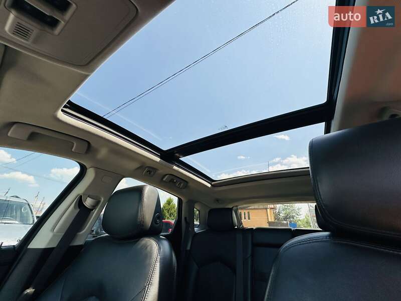 Позашляховик / Кросовер Cadillac SRX 2011 в Харкові