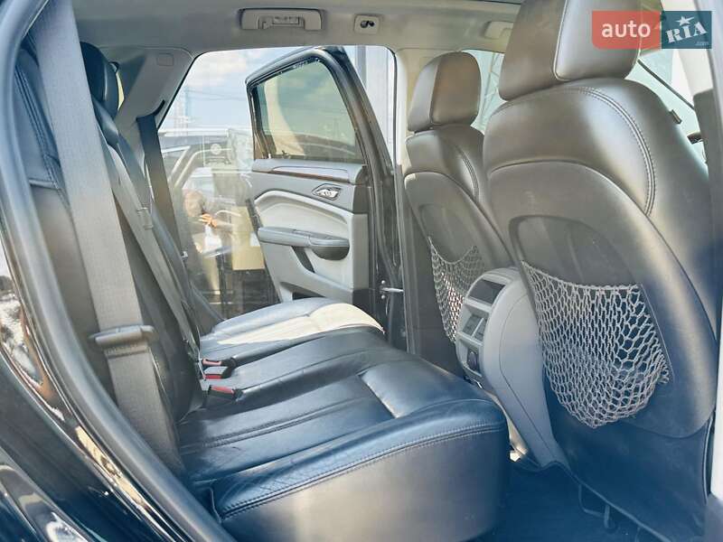 Позашляховик / Кросовер Cadillac SRX 2011 в Харкові