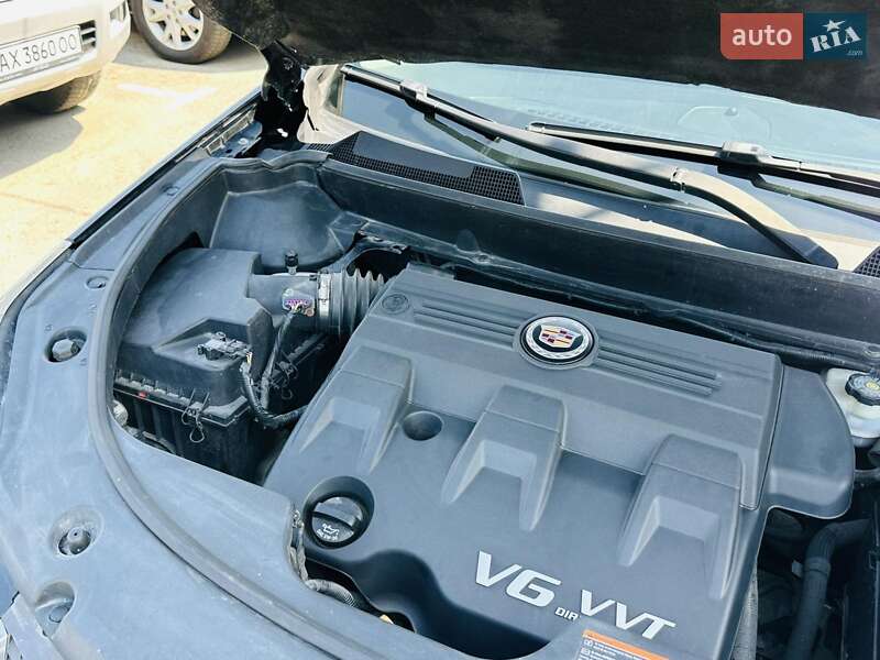Позашляховик / Кросовер Cadillac SRX 2011 в Харкові