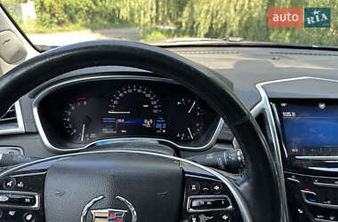 Внедорожник / Кроссовер Cadillac SRX 2013 в 