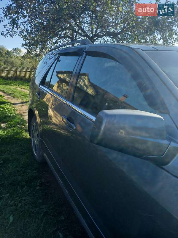 Позашляховик / Кросовер Cadillac SRX 2004 в Калуші