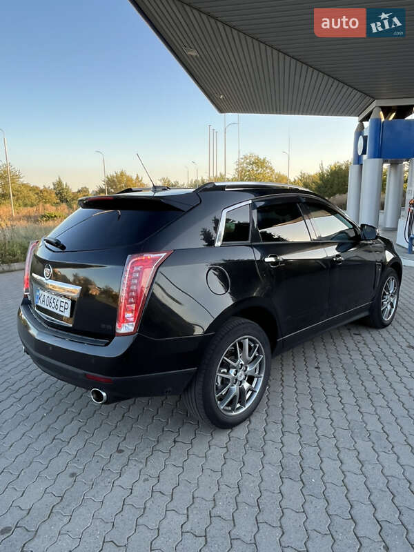 Внедорожник / Кроссовер Cadillac SRX 2015 в Жмеринке