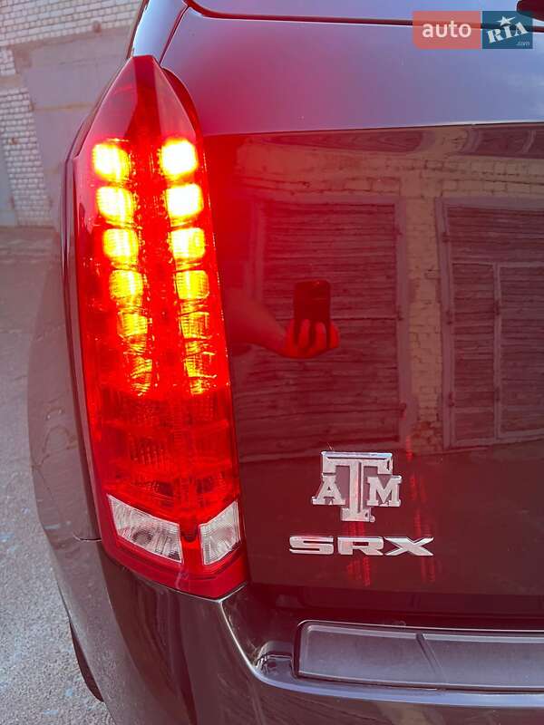 Внедорожник / Кроссовер Cadillac SRX 2010 в Чернигове фото 4 Внедорожник / Кроссовер Cadillac SRX 2010 в Чернигове