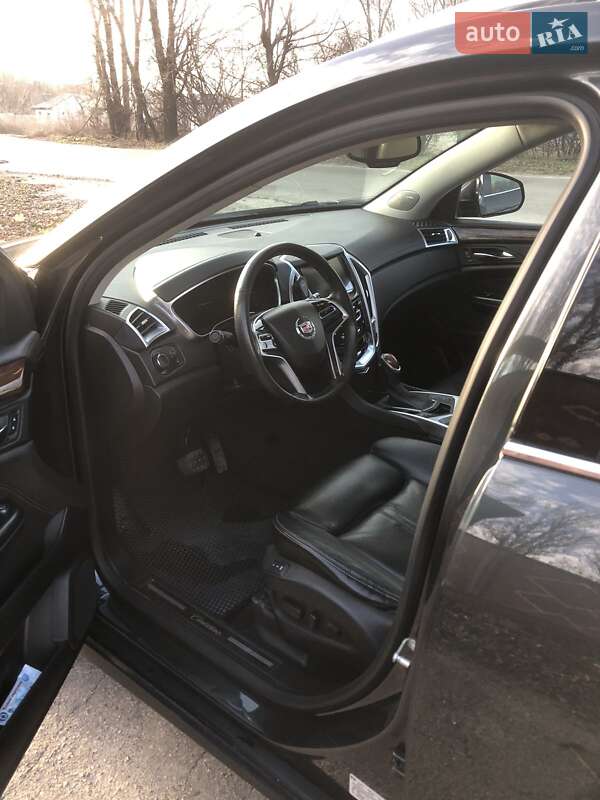 Внедорожник / Кроссовер Cadillac SRX 2014 в Днепре фото 7 Внедорожник / Кроссовер Cadillac SRX 2014 в Днепре
