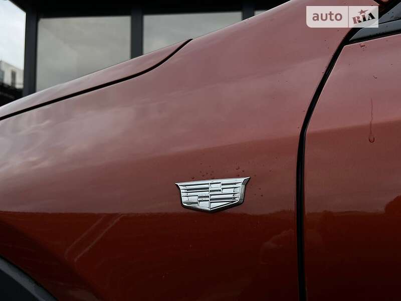 Внедорожник / Кроссовер Cadillac XT4 2021 в Киеве