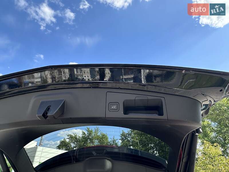 Внедорожник / Кроссовер Cadillac XT4 2018 в Сумах