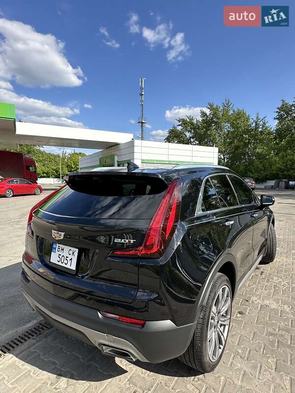 Внедорожник / Кроссовер Cadillac XT4 2018 в Сумах