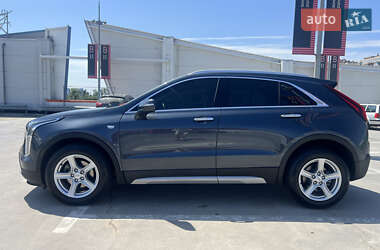 Внедорожник / Кроссовер Cadillac XT4 2018 в 