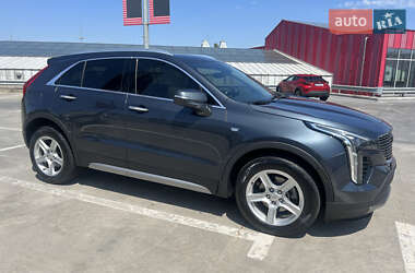 Внедорожник / Кроссовер Cadillac XT4 2018 в 